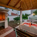 House Mia *