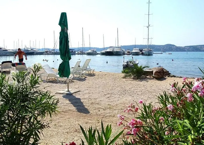 度假居 House Mia 特罗吉尔